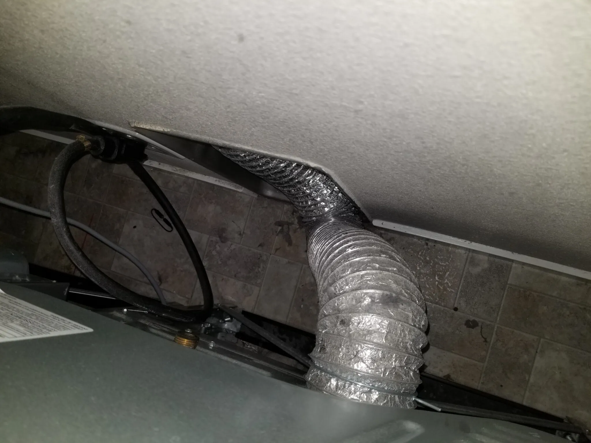 Replacing clothes dryer vent hose