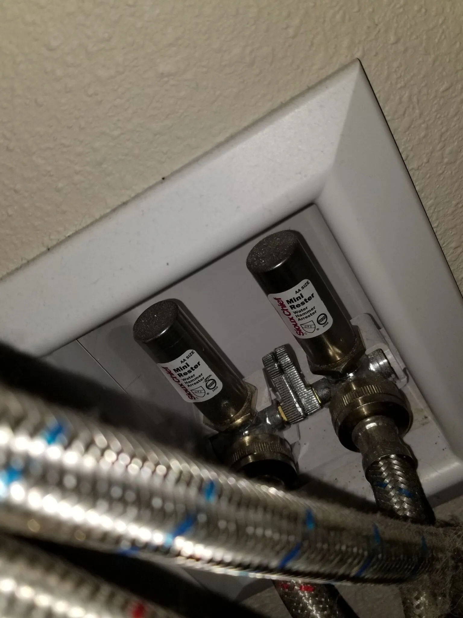 Hammer Arrestor
