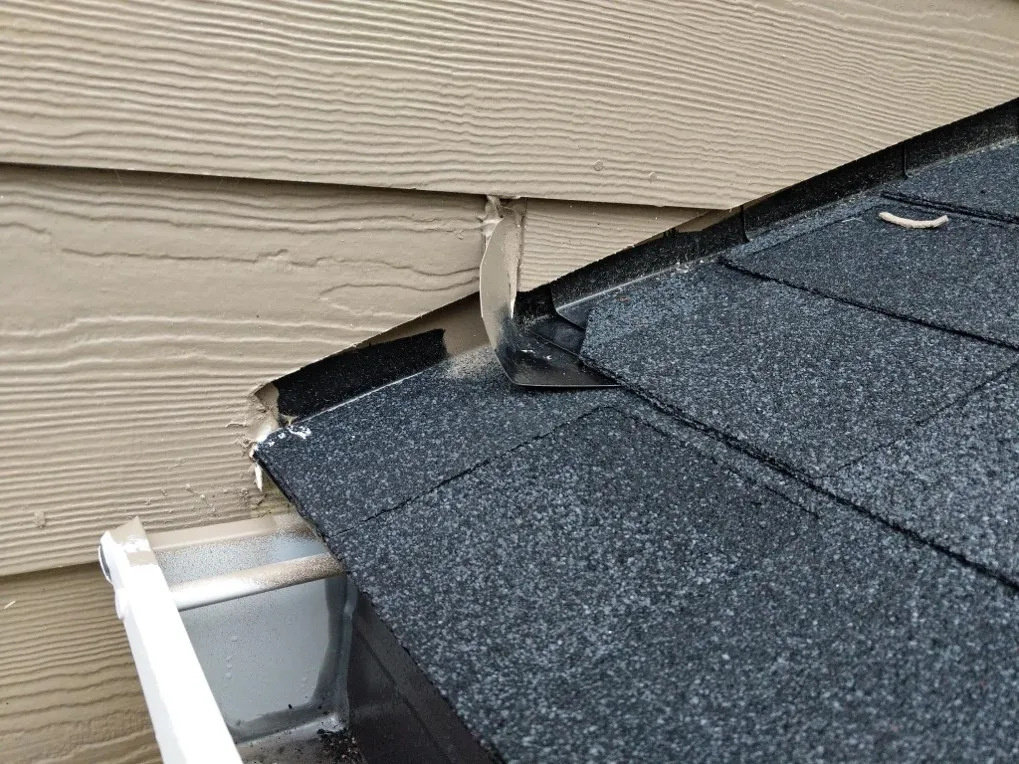 Improperly Installed Kickout Flashing
