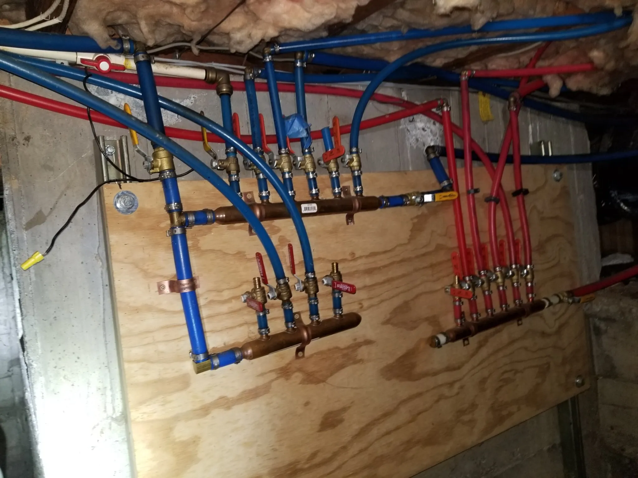 how to support pex pipe