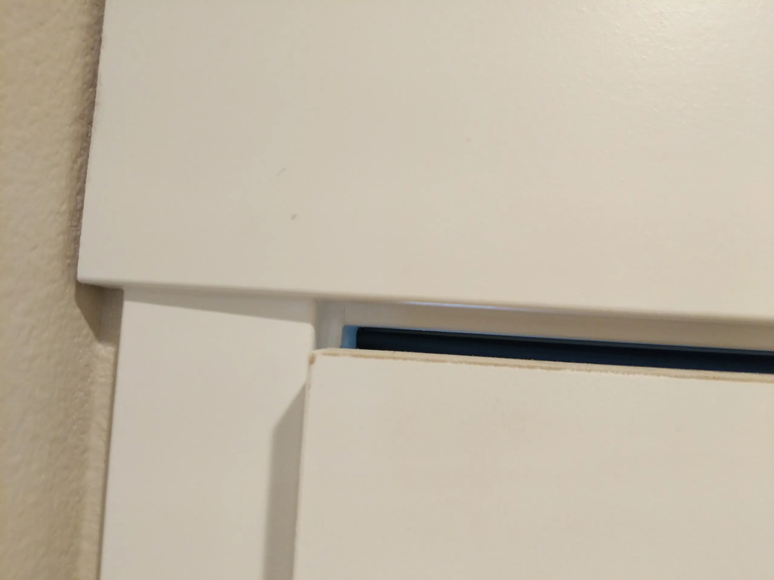 fix rubbing door